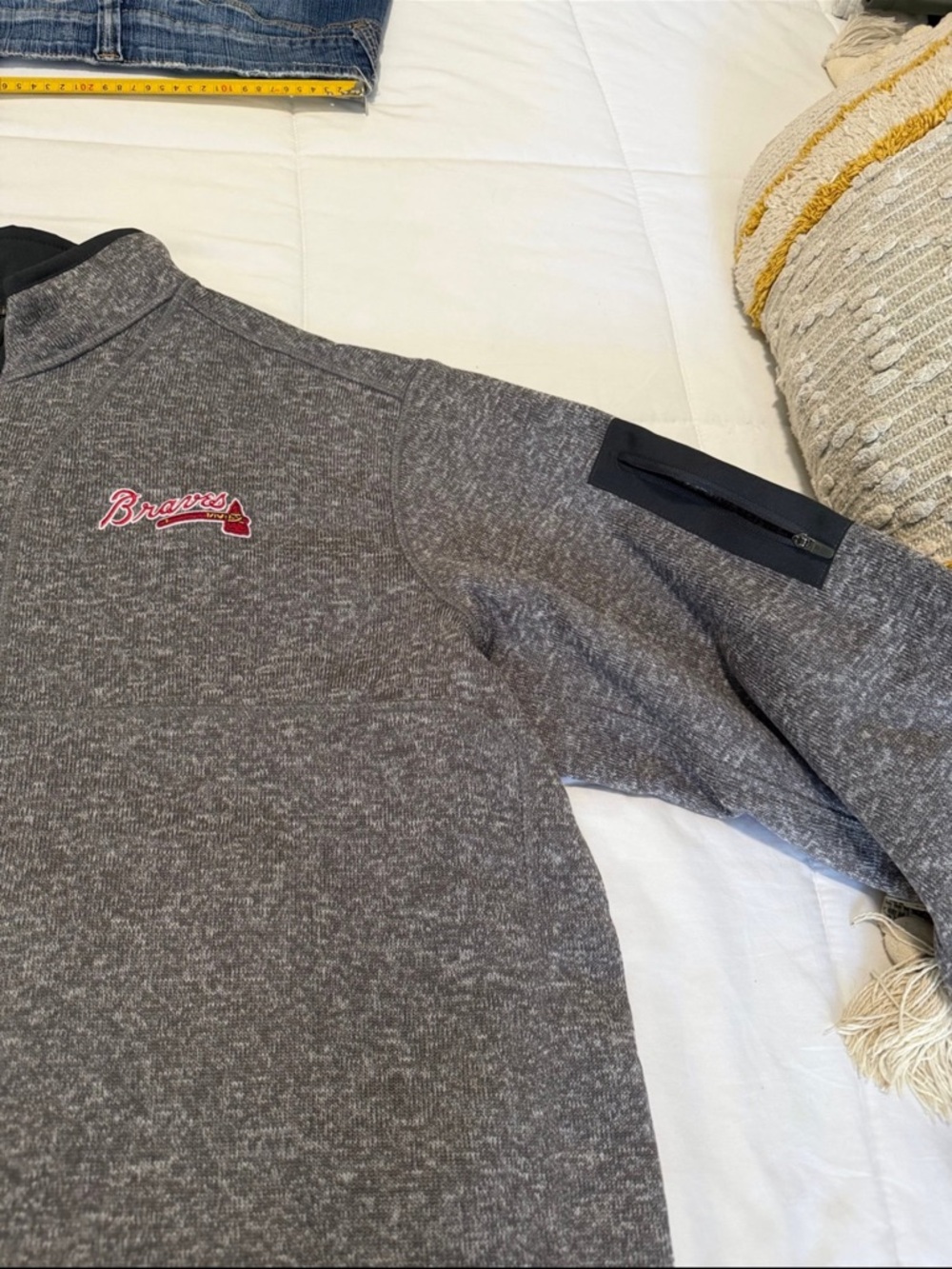 Atlanta Braves Antigua Qzip - Picture 2 of 5